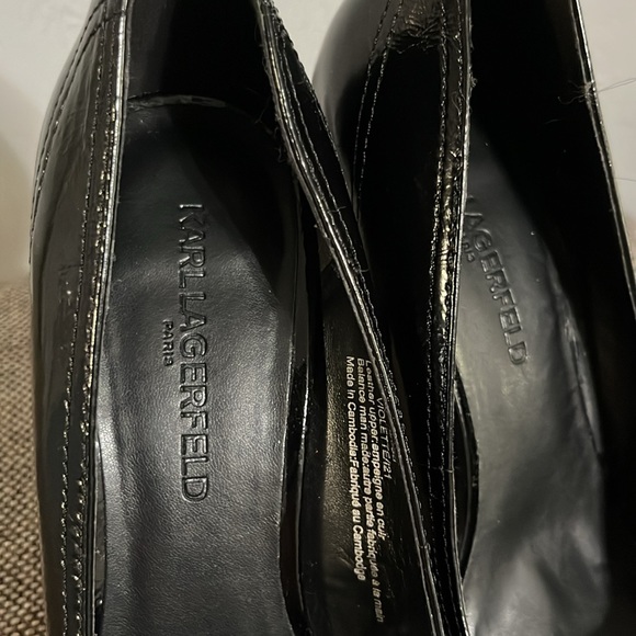 Karl Lagerfeld black textured heels, size 7 1/2M - Picture 7 of 12